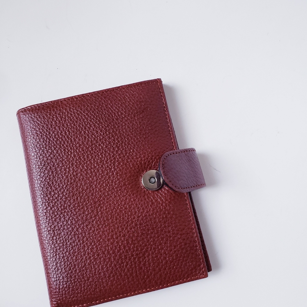 Vintage Brown Leather Wallet - Picture 10 of 12